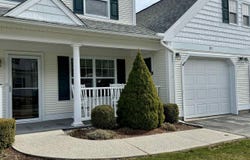 4 Bow Center Road, Bow, NH 03304