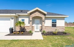 11 N Bay Hill Dr., Laguna Vista, TX 78578
