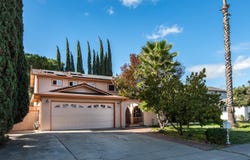 3241 Arnaudo Ln, Tracy, CA 95376