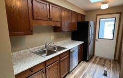 4512 Ridgewood Road E, Springfield, OH 45503