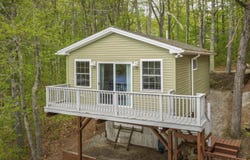 23A Baxter Road, Raymond, ME 04071