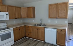 460 Freeman Road, Central Point, OR 97502