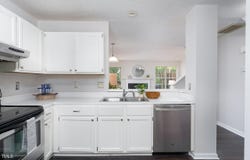 105 Sir Richard Lane, Chapel Hill, NC 27517