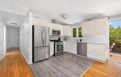 80 Old Pine Road, Narragansett, RI 02882