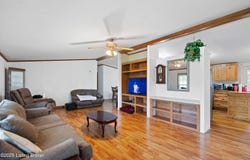 363 Old Ridge Rd, Shepherdsville, KY 40165