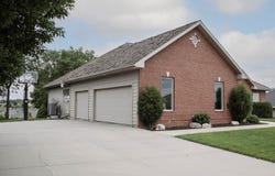 3208 Golf View Dr., Norfolk, NE 68701