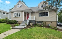 85 S Mountain Ave, Cedar Grove Twp., NJ 07009-2118