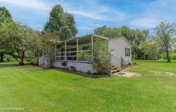 540 Saint Clair Road, Breaux Bridge, LA 70517