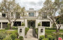 1072 Amalfi Dr, Pacific Palisades, CA 90272