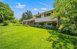 9189 Kingsley Drive, Chagrin Falls, OH 44023
