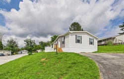 119 CHESTNUT HILL DRIVE, YORK, PA 17408