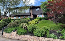 207 McKinley Avenue, Charleston, WV 25314