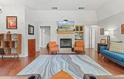 1109 Perkins ST, San Marcos, TX 78666