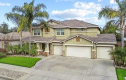 3010 Ceres W, Visalia, CA 93291