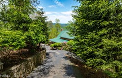 1527 Stone Mountain Road, Trade, TN 37691