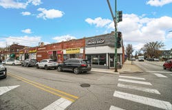 5600 W Division Street, Chicago, IL 60651