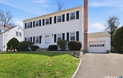 8 Merrill Road, Norwalk, CT 06851
