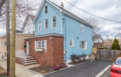213 Summit Ave, Lyndhurst Twp., NJ 07071-1633