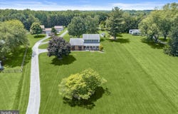 2798 KATHY DR, FINKSBURG, MD 21048