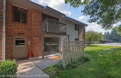 1725 Maple Ridge, Haslett, MI 48840