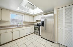 9821 113TH STREET, SEMINOLE, FL 33772