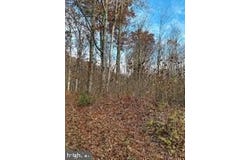 HIGH Road, LAVELLE, PA 17943