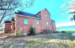 180 Shady Shores Drive, Mabank, TX 75156