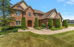 8540 W 105th Avenue, St. John, IN 46373