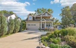N20W29987 Glen Cove Rd, Pewaukee, WI 53072