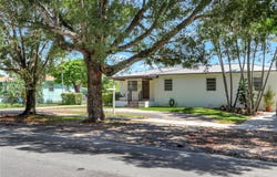 2725 SW 82nd Ave, Miami, FL 33155