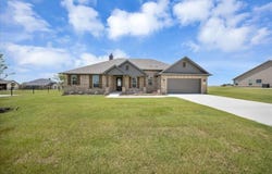 105 Moss Glen Lane, New Fairview, TX 76078