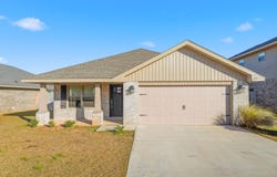 217 Baycliff Drive, Crestview, FL 32536