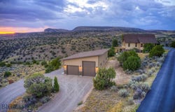 1061 Lookabout Lane, Manhattan, MT 59741
