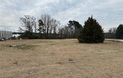 709 S Main Street S, Raeford, NC 28376