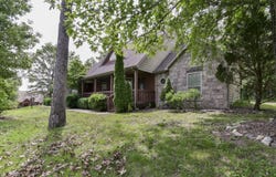 613 Crossing Drive, Branson West, MO 65737