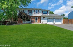 627 Meadow Run, Brick, NJ 08724