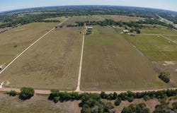 2745 Holub Rd, Schulenburg, TX 78956
