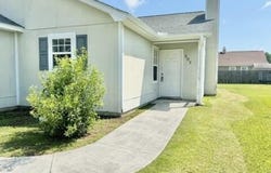 203 Gray Fox Run, Hubert, NC 28539