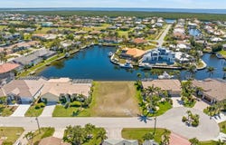 2435 ST DAVIDS ISLAND COURT, PUNTA GORDA, FL 33950
