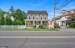 2717 MARKET STREET, CAMP HILL, PA 17011