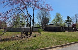 1 Meadow Lark  LN, Harrison, AR 72601