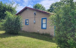 104 Fifth, Talihina, OK 74571