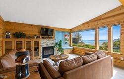 5970 El Mar Court, Gleneden Beach, OR 97388