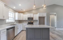 151 Alisha Ave, Poplar Bluff, MO 63901