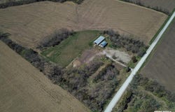 720 310th Street, Elmwood, NE 68349