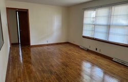 636 Bond AVE, Marshall, MO 65340