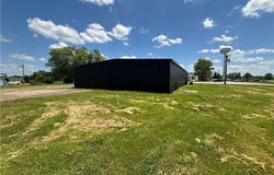 416 Industrial Park Drive, Eldon, MO 65026