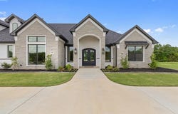 8408 Fullerton Drive, Cleburne, TX 76033