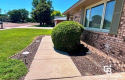 1505 Labrador Boulevard, Garden City, KS 67846