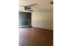 226 Volunteer Drive, Arlington, TX 76014